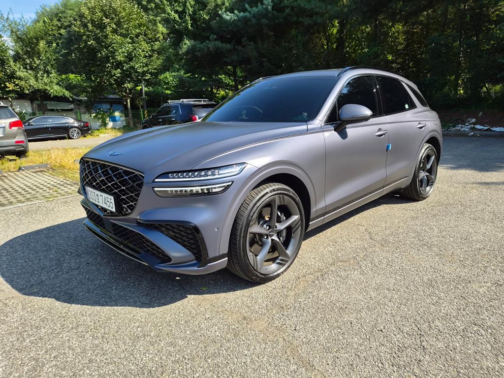제네시스 GV70 2.5T 가솔린 AWD 스포츠 사진 2/20