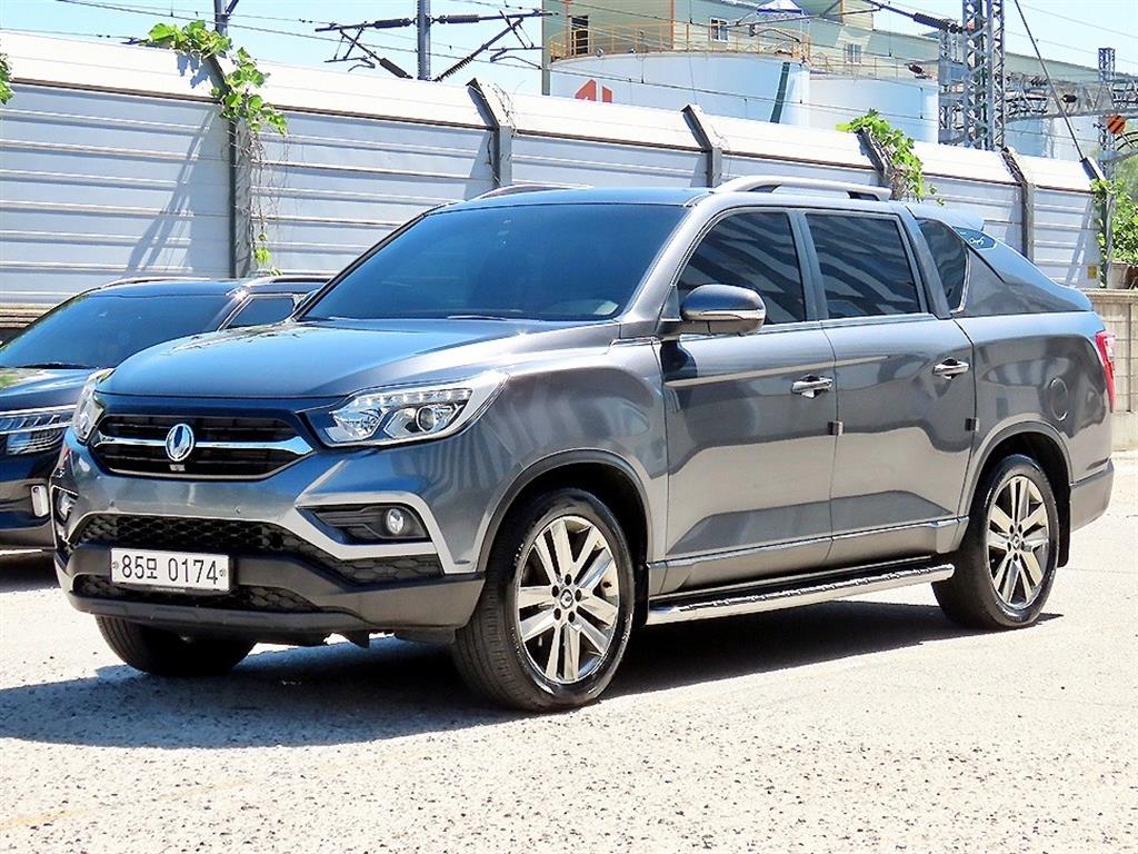 KGM 렉스턴 4WD 디젤 2.2 노블레스 사진 2/20