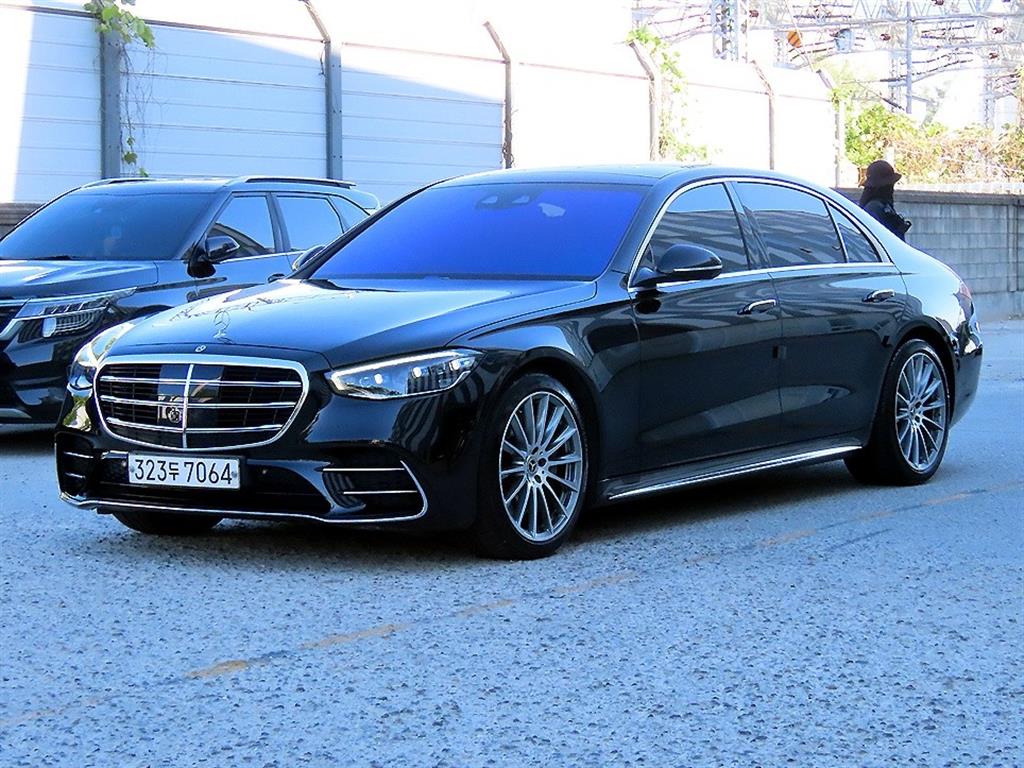 벤츠 S 클래스 S500L 4MATIC 사진