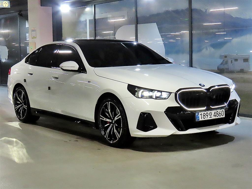 5시리즈 (G60) 530i xDrive M 스포츠 프로 스페셜 에디션 2025년식