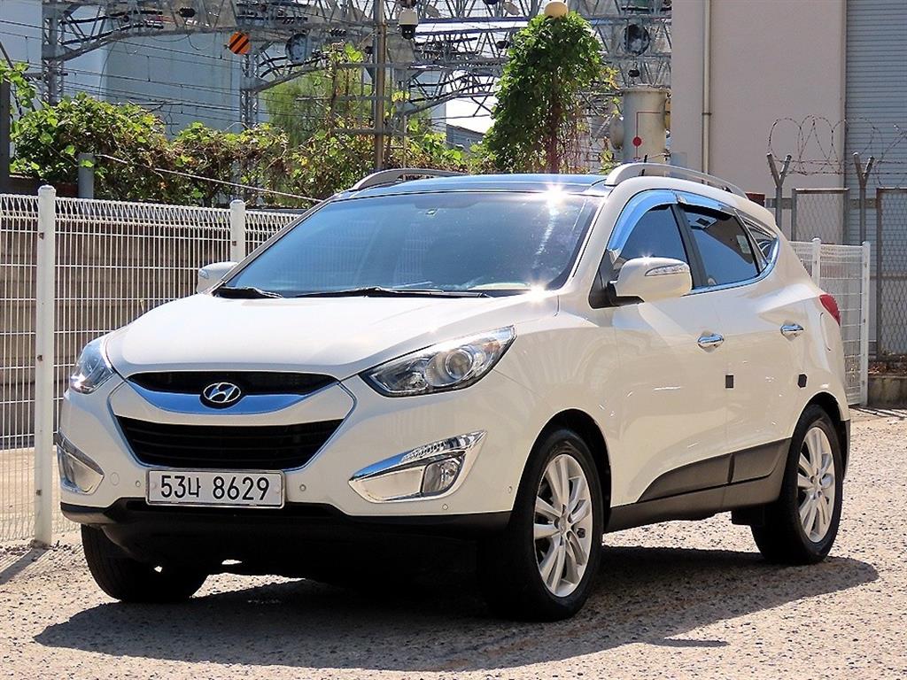 현대 투싼 4WD VGT LX20 프리미어 사진 2/20