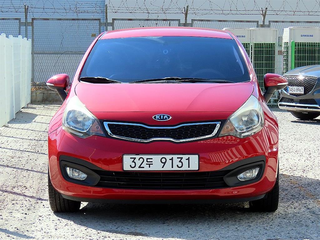 올뉴프라이드 4DR 1.6GDI 프레스티지 2012년식