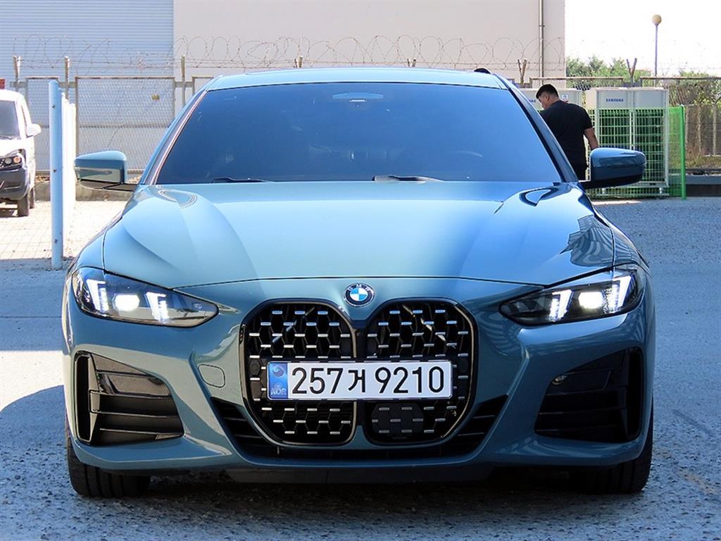 BMW 4시리즈 420i 쿠페 M 스포츠 프로 사진