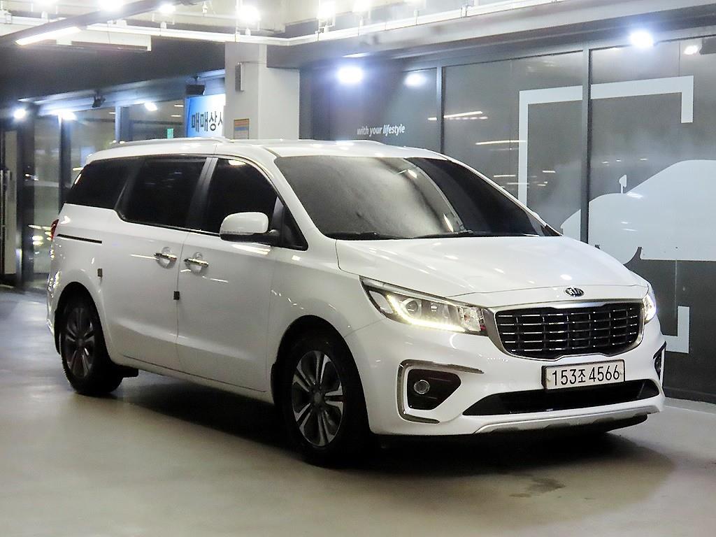 더 뉴 카니발 디젤 9인승 럭셔리 2019년식