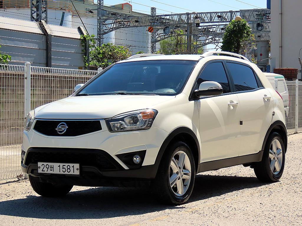 KGM 코란도 2WD 2.0 CVT 고급형 사진 2/18