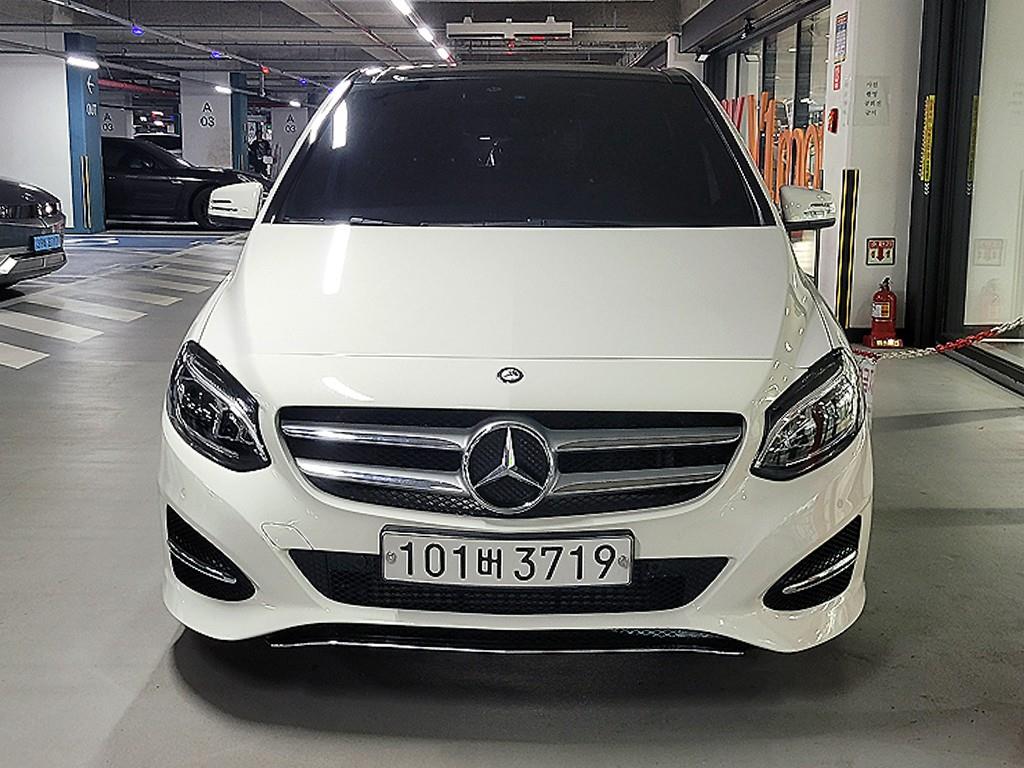 벤츠 B 클래스 (MY B) B200 d 사진 2/20