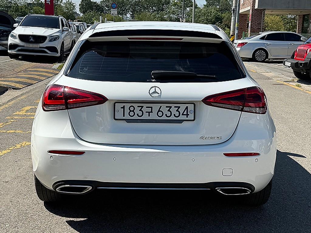 벤츠 A 클래스 A220 해치백 사진