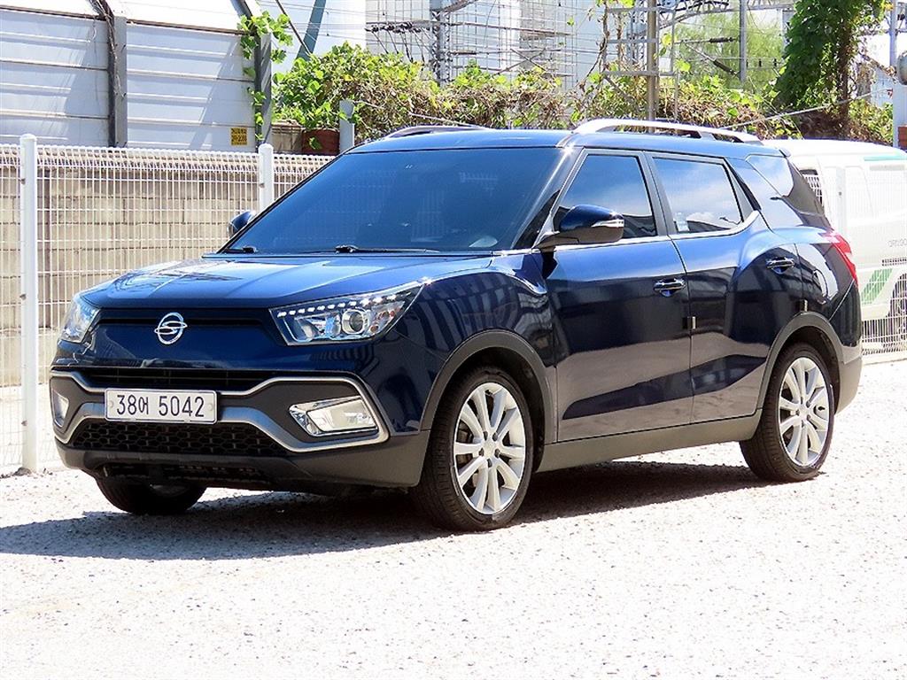 KGM 티볼리 2WD 가솔린 1.6 IX 사진 2/20