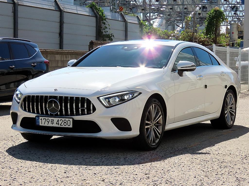 벤츠 CLS 클래스 CLS 400d 4MATIC 사진