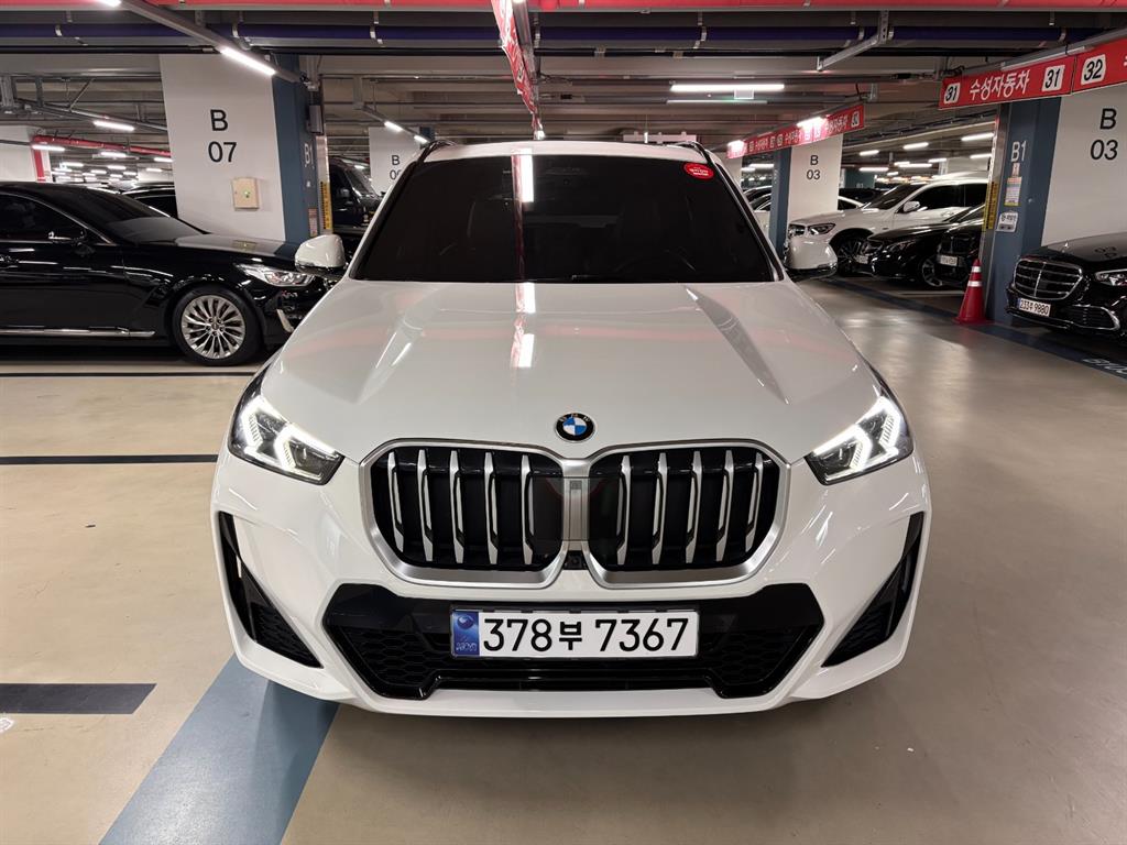 BMW X1 xDrive 20i M 스포츠 사진