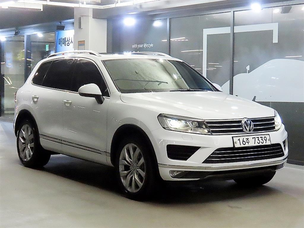 뉴 투아렉 V6 3.0 TDI 블루모션 프리미엄 2015년식