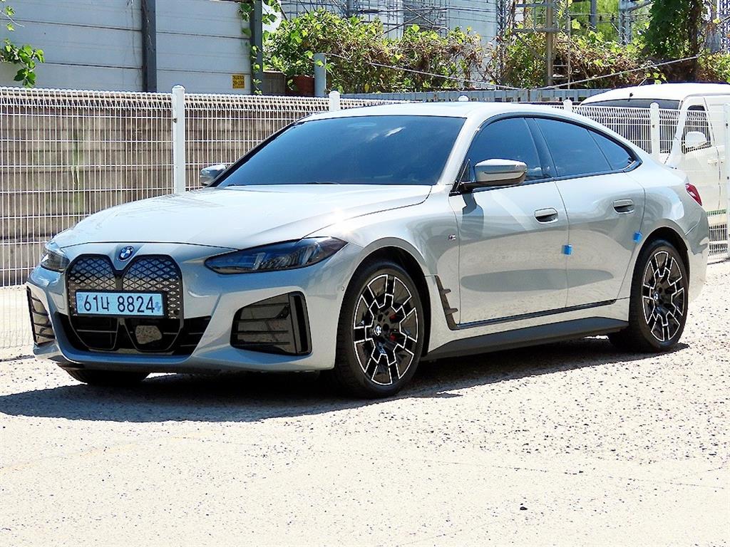 BMW i4 eDrive 40 M 스포츠 프로 사진 2/20