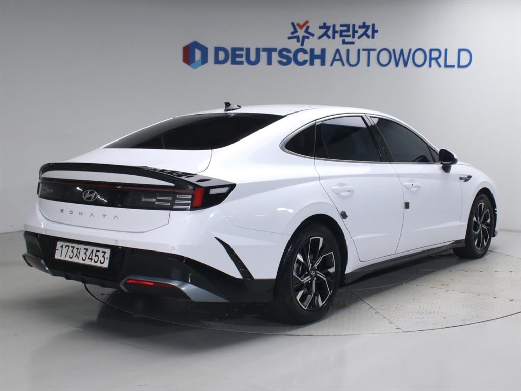 현대 쏘나타 가솔린 2.0 프리미엄 사진 2/20
