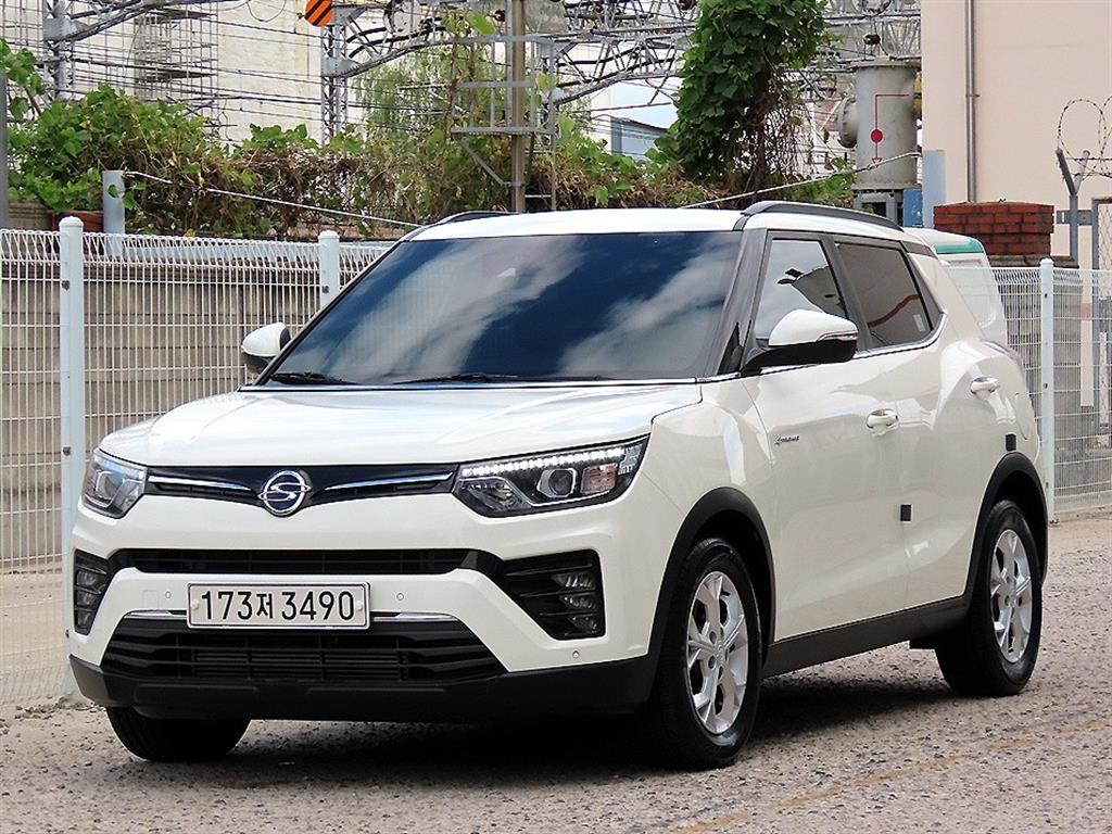 KGM 티볼리 4WD 가솔린 1.5 V3 사진 2/20