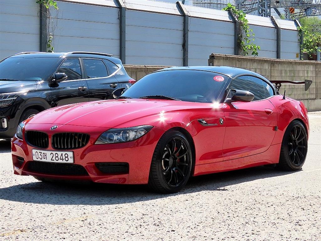 BMW Z4 sDrive 35i 사진 2/20