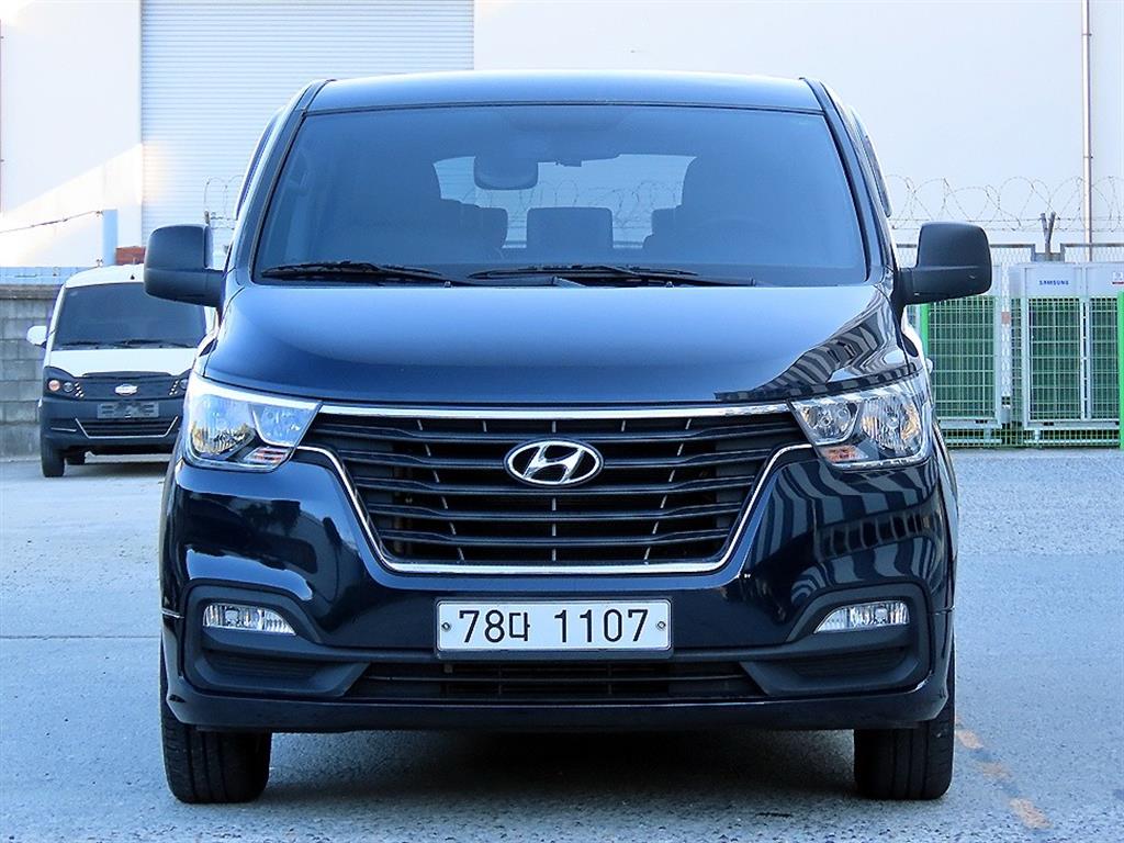 현대 스타렉스 2WD 웨건 12인승 스마트 사진
