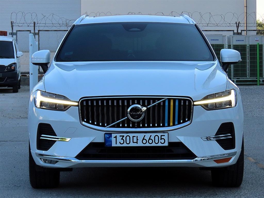 볼보 XC60 B6 AWD 얼티메이트 브라이트 사진