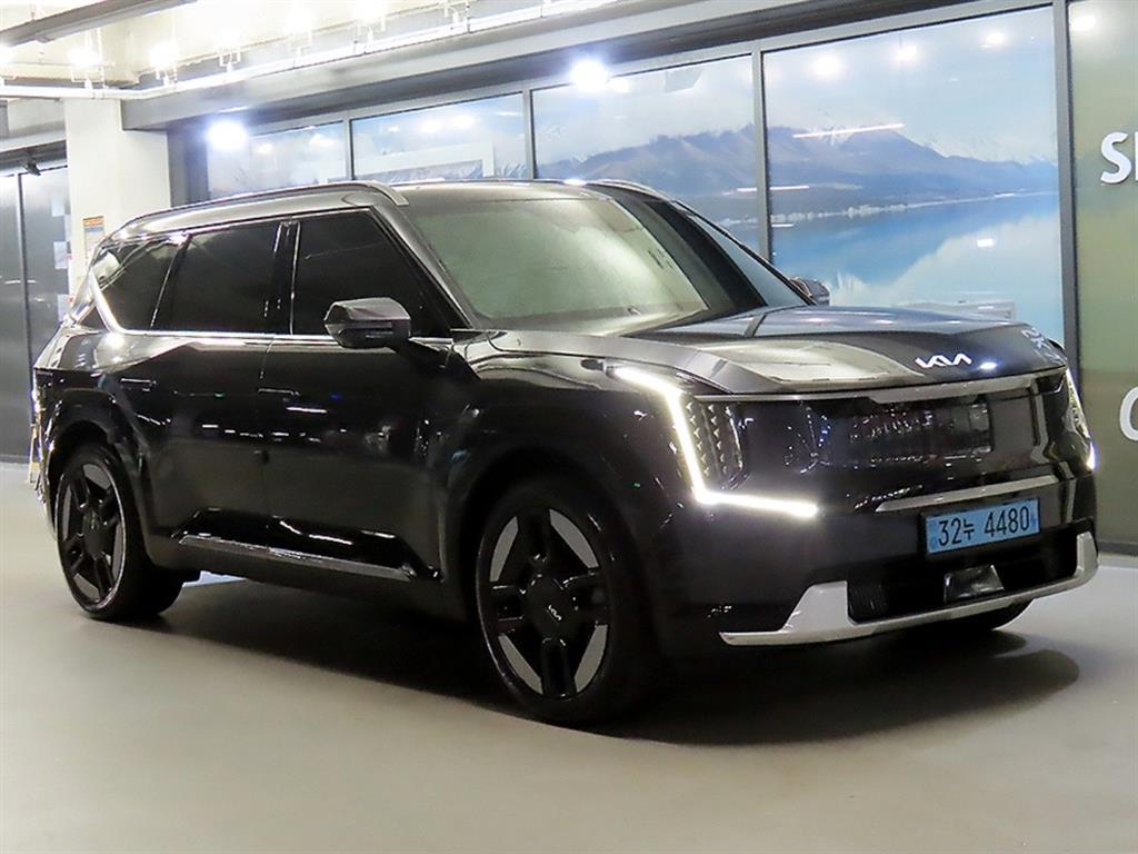 EV9 롱레인지 4WD 어스 2024년식