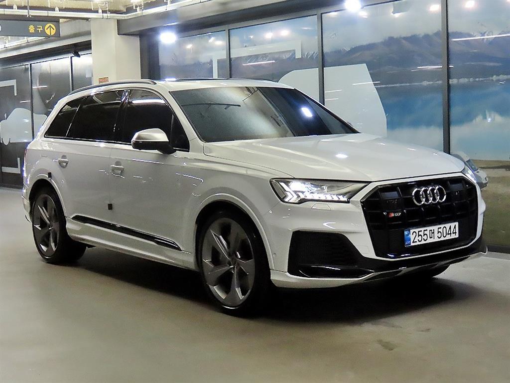 SQ7 (4M) 4.0 TFSI 콰트로 2023년식
