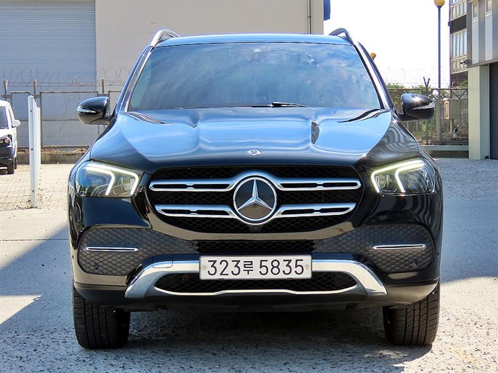 벤츠 GLE 클래스 GLE 300d 4MATIC 사진