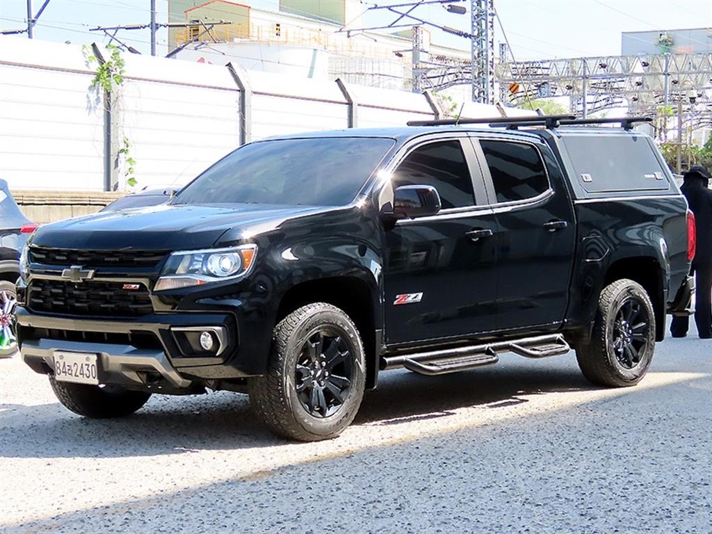 쉐보레 콜로라도 3.6 Z71-X 미드나잇 4WD 사진 2/20