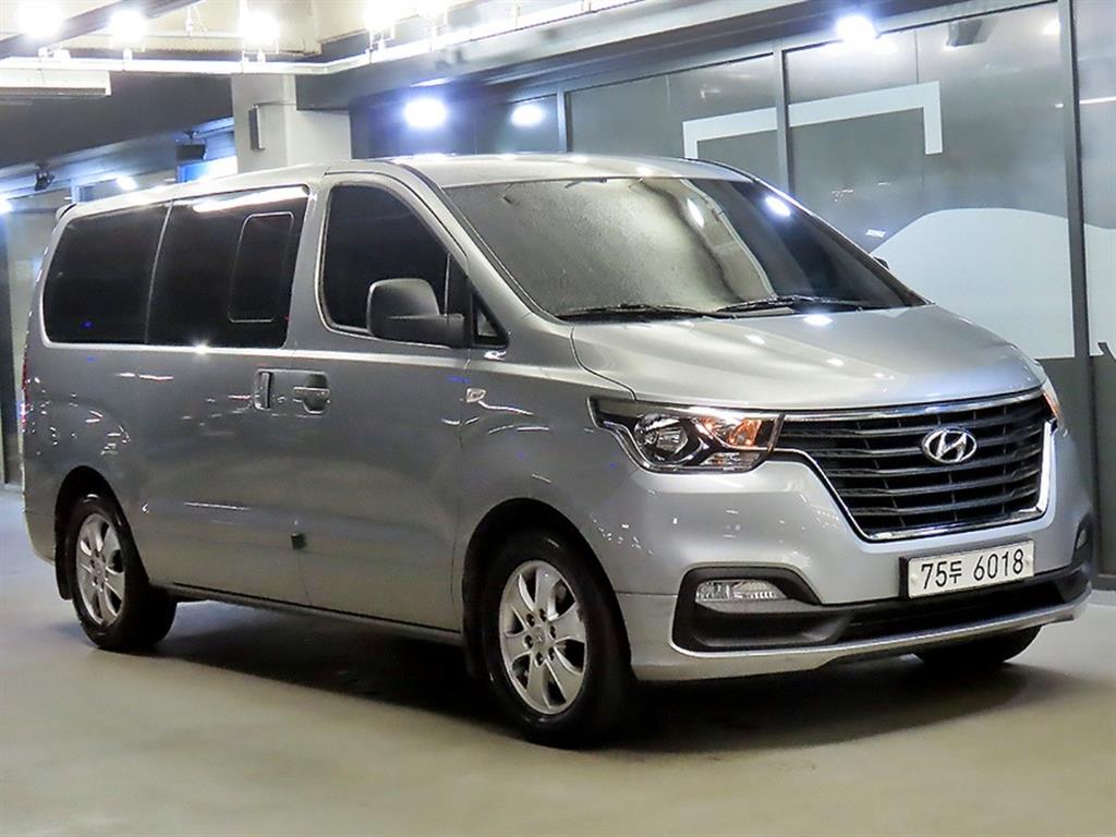 더 뉴 그랜드 스타렉스 2WD 웨건 12인승 모던 2020년식