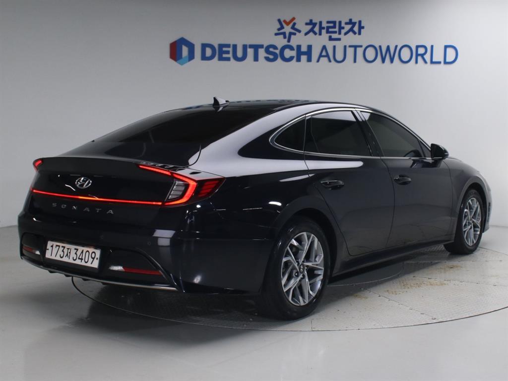 현대 쏘나타 2.0 프리미엄 플러스 사진 2/20