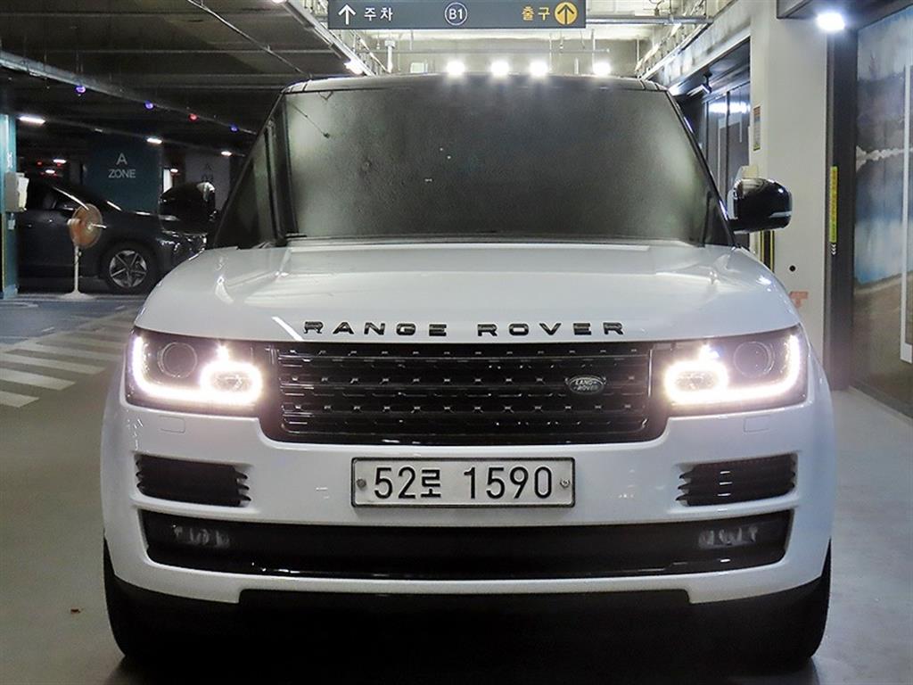 랜드로버 레인지로버 4.4 SDV8 AB LWB 디젤 사진