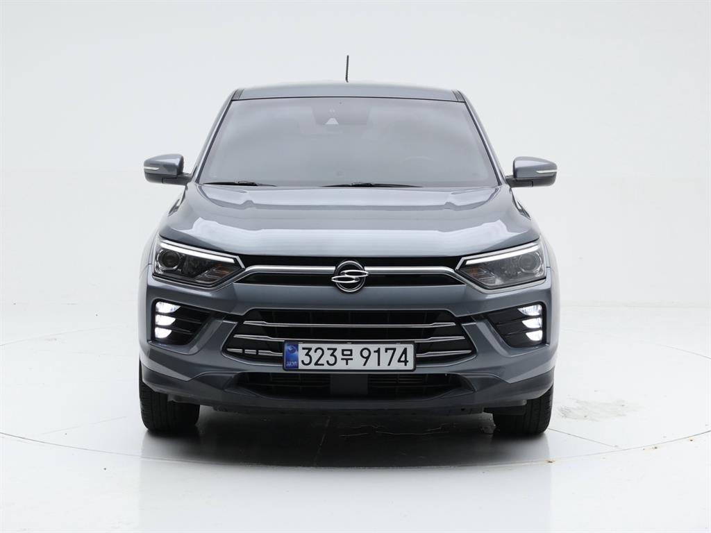 KGM 코란도 2WD 디젤 1.6 C3 사진 2/19