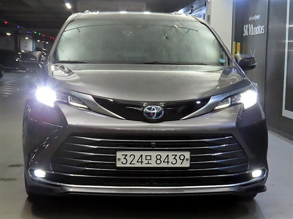 토요타 시에나 2.5 AWD 하이브리드 사진