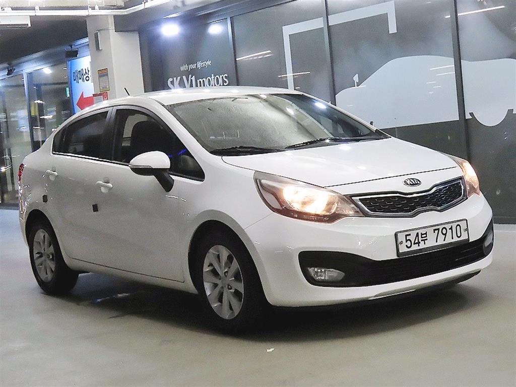 올뉴프라이드 4DR 1.6GDI 럭셔리 2014년식