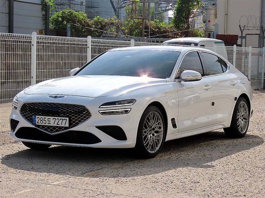 제네시스 G70 가솔린 2.0T 2WD 사진 2/20
