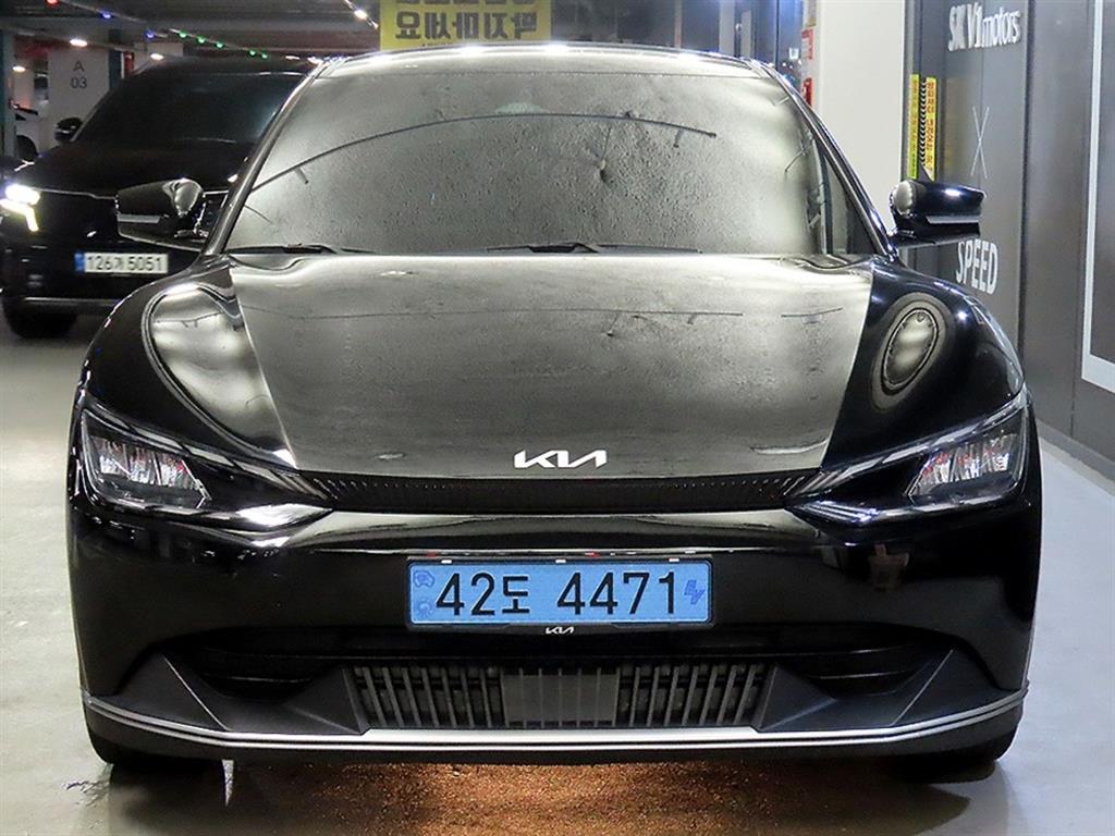 기아 EV6 롱레인지 에어 사진