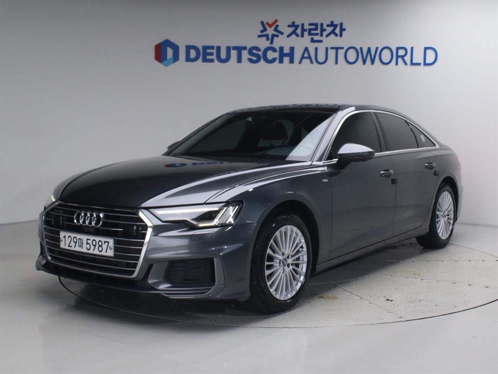 아우디 A6 45 TFSI 콰트로 프리미엄 사진