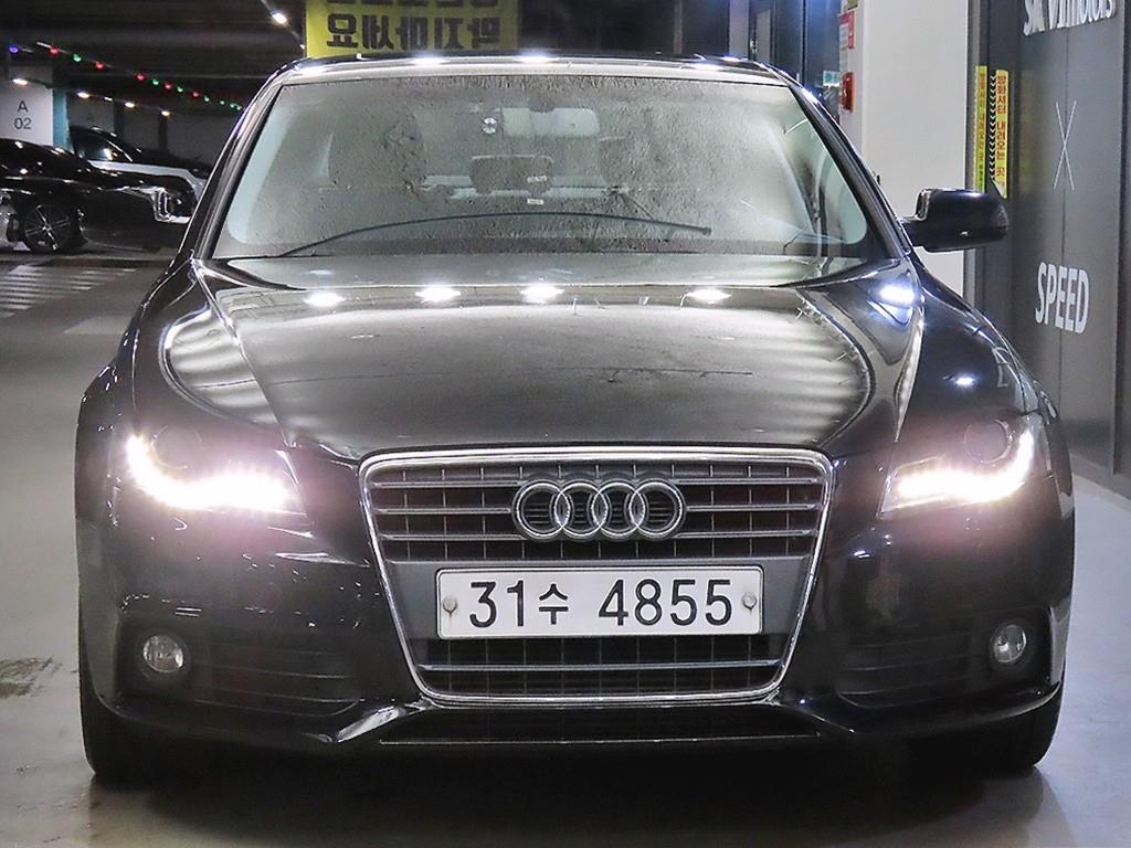 아우디 A4 2.0 TFSI 사진