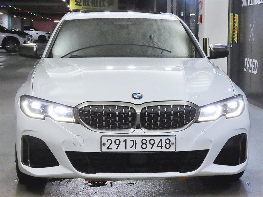 BMW 3시리즈 M340i 사진