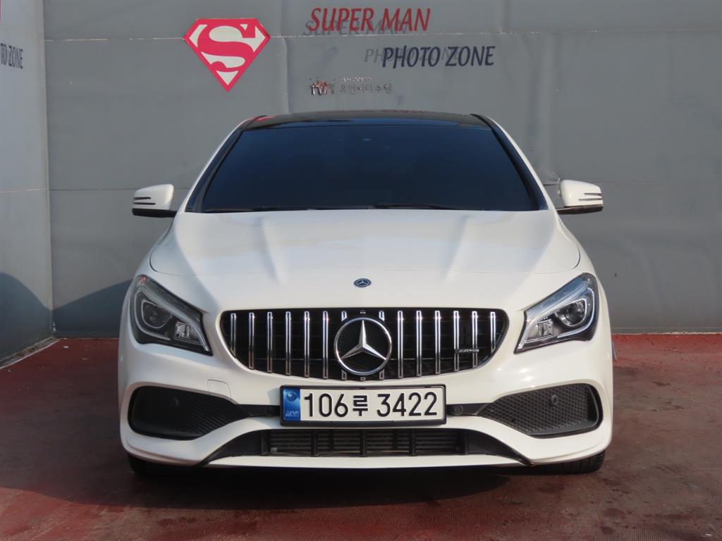 벤츠 CLA 클래스 CLA 220 AMG LINE 사진 2/19