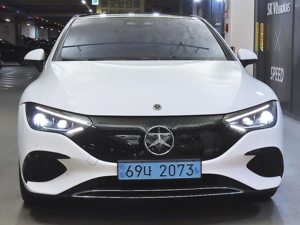 벤츠 EQE 350+ 사진