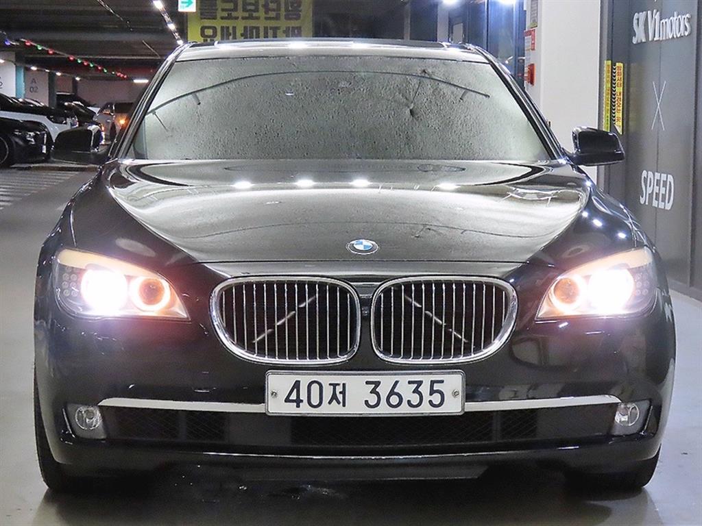 BMW 7시리즈 740 i 사진