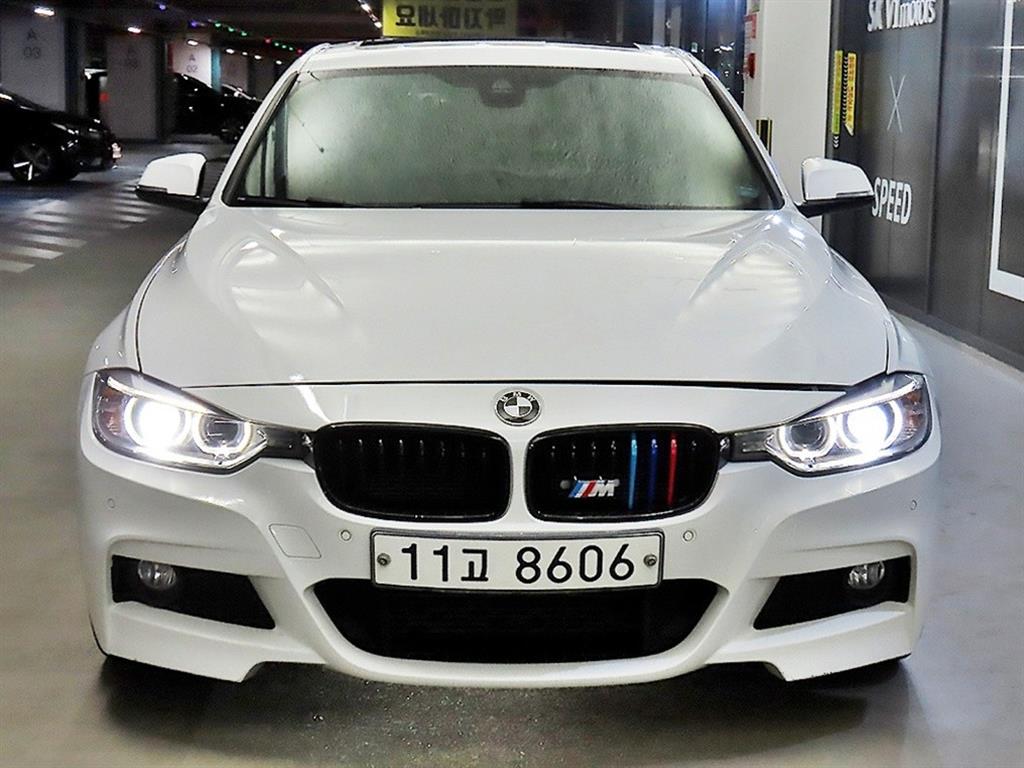 BMW 3시리즈 320d 스포츠 사진