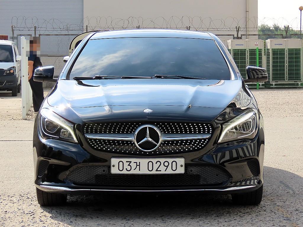 벤츠 CLA 클래스 CLA 250 4MATIC 사진
