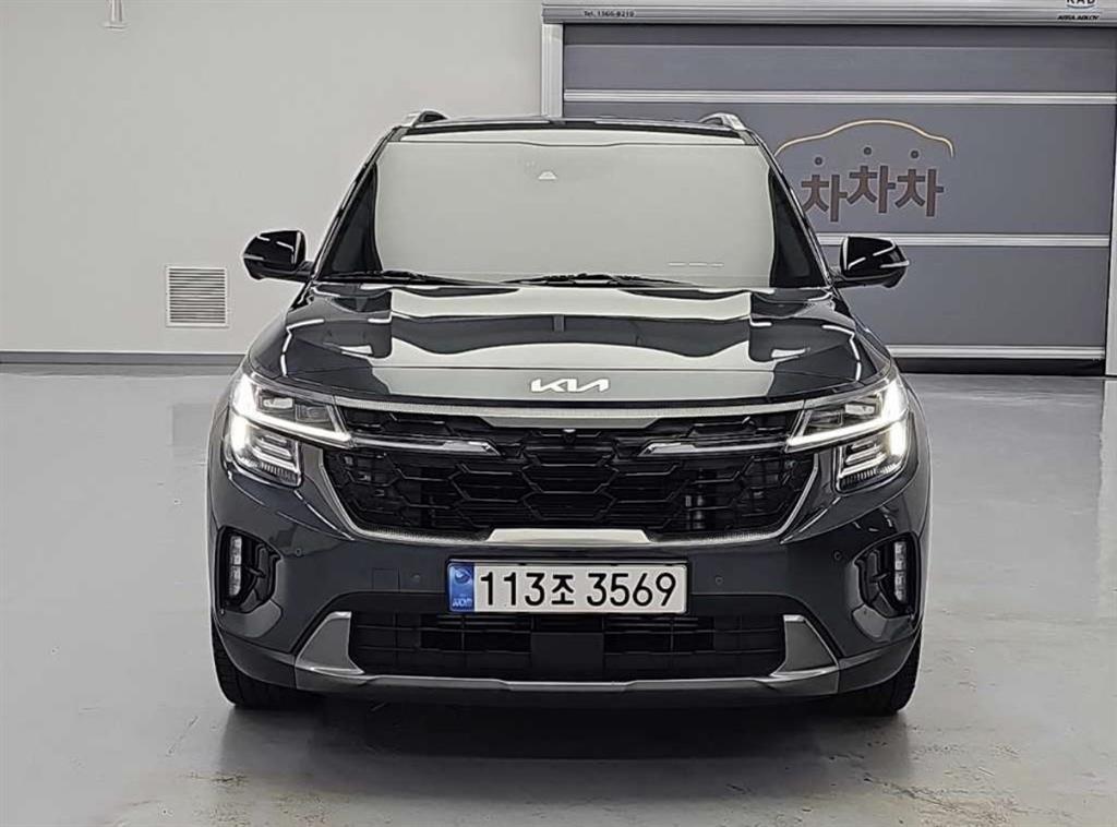 기아 셀토스 가솔린 1.6 터보 4WD 그래비티 사진 2/20