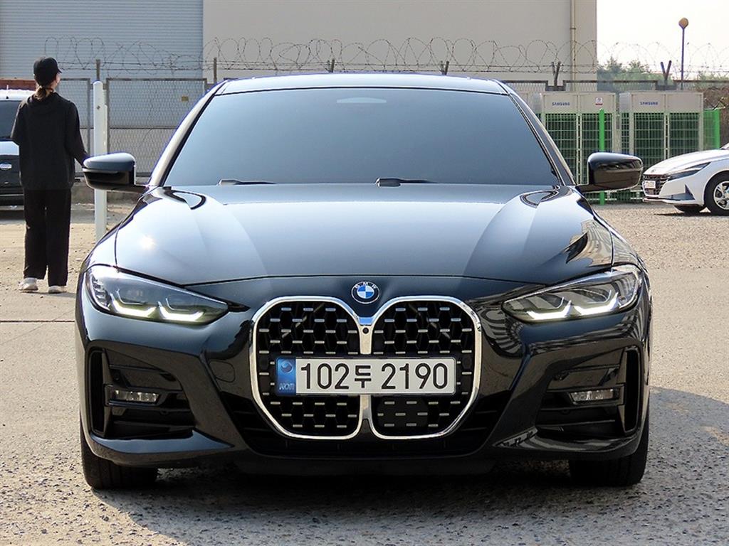 BMW 4시리즈 420i 쿠페 M 스포츠 사진