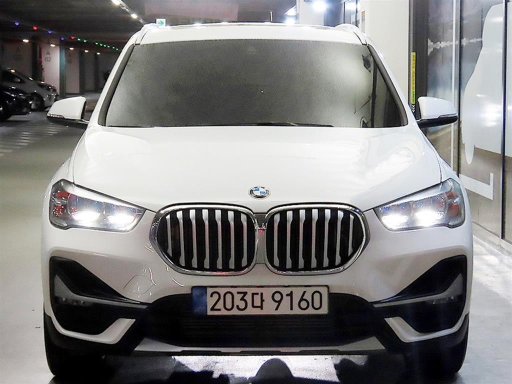 BMW X1 xDrive 20i M 스포츠 사진