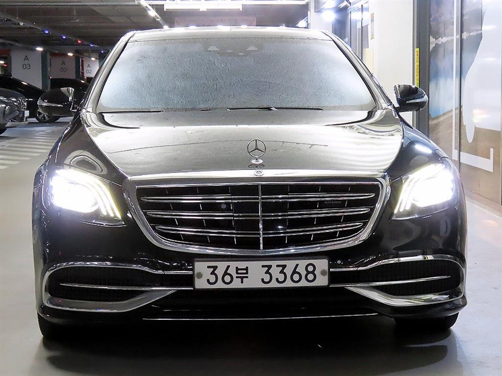 벤츠 S 클래스 마이바흐 S 560 4MATIC 사진