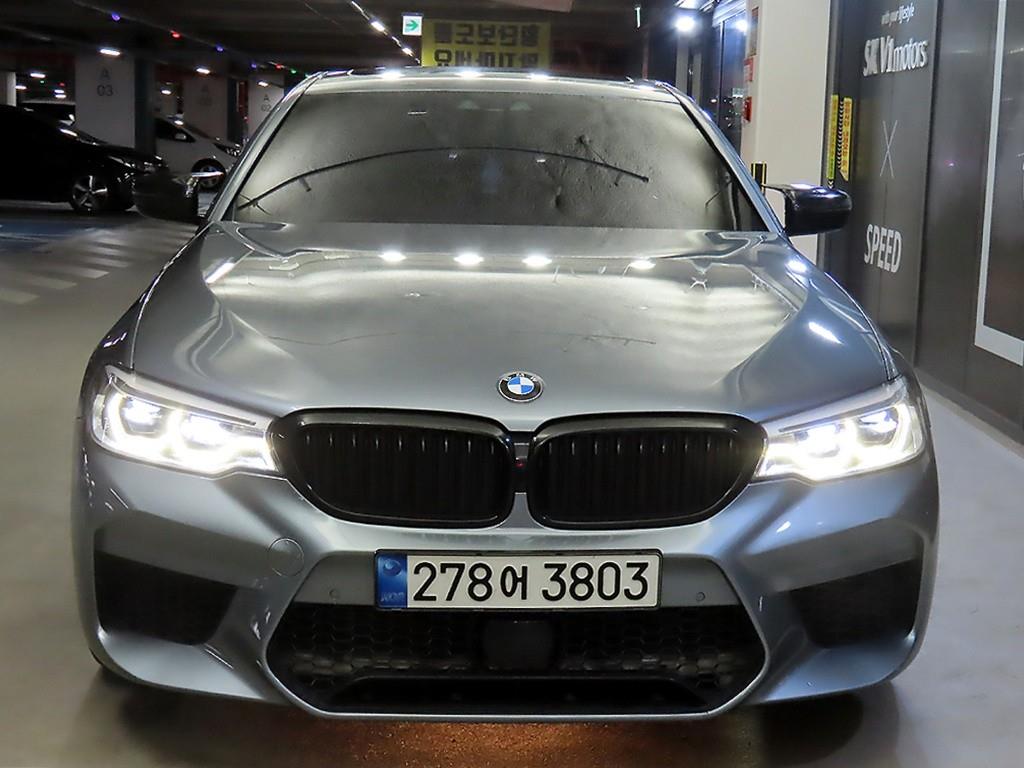 BMW 5시리즈 530i xDrive M 스포츠 사진