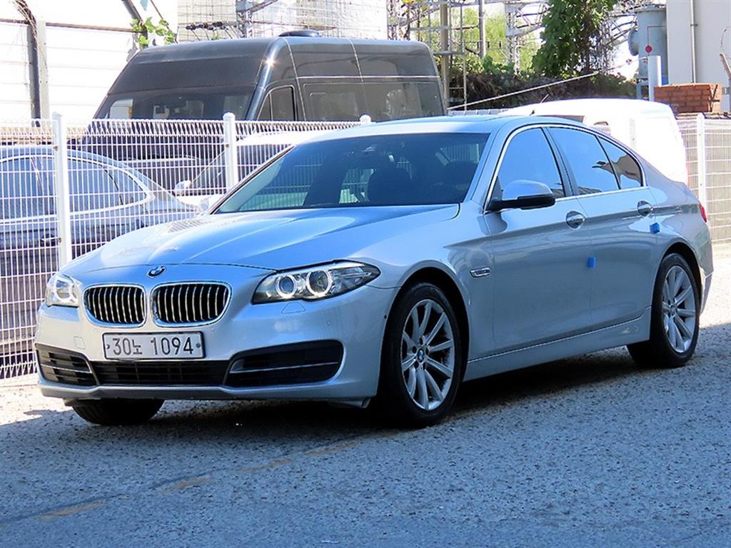 BMW 5시리즈 528i xDrive 사진 2/20