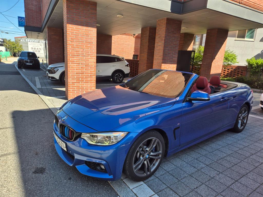 BMW 4시리즈 428i 컨버터블 M 스포츠 사진 2/20