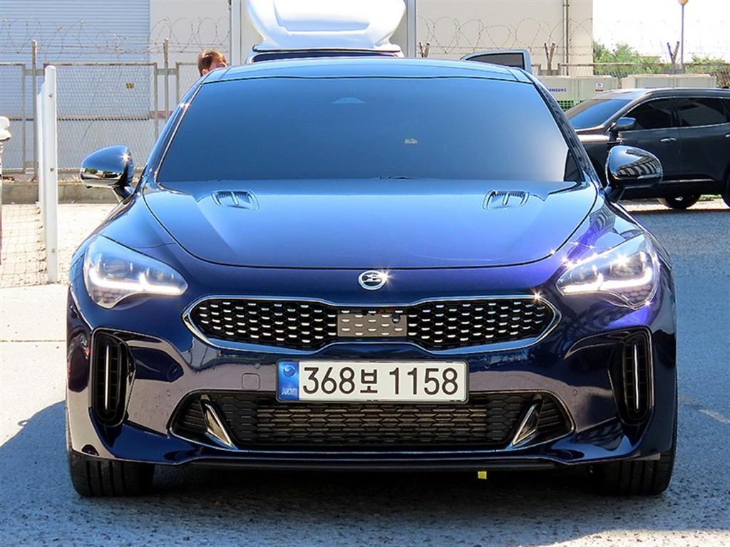 기아 스팅어 AWD 3.3 GT 마스터즈 터보 패키지 사진