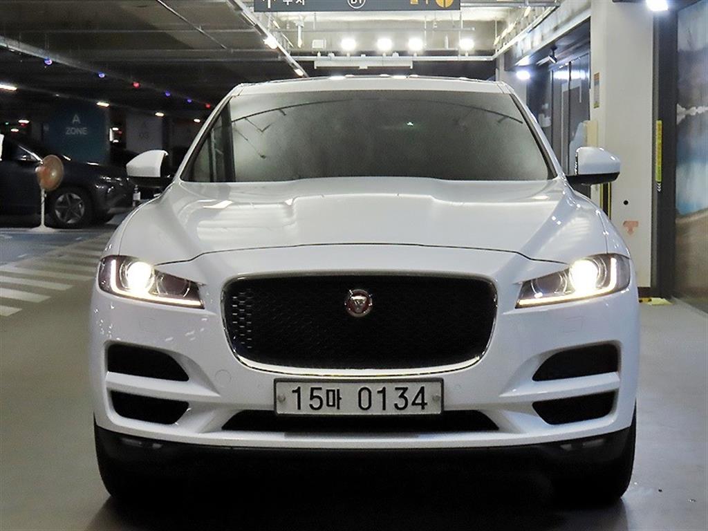 재규어 F-PACE 20d 프레스티지 사진